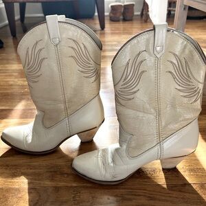 Vintage White Dingo Cowboy Boots